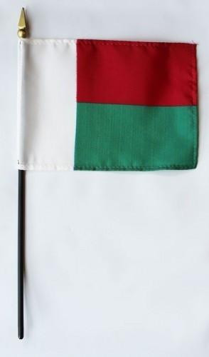 Madagascar 4" x 6" Mounted Flags