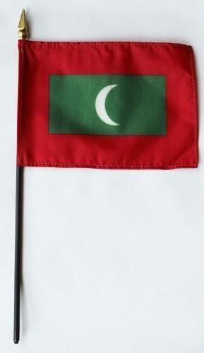 Maldives 4" x 6" Mounted Flags